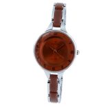 Cardy női karóra, ezüst színű tok, ezüst / barna színű fémcsat, barna számlap, quartz szerkezet, cseppmentes vízállóság