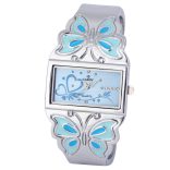 Cardy női ékszeróra, ezüst színű fémtok, pillangós díszítésű ezüst / kék színű fémcsat, kék színű számlap, quartz szerkezet, cseppmentes vízállóság