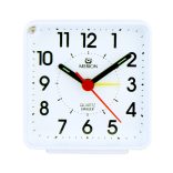 Merion ébresztőóra, quartz, fehér színű műanyag tok, sweep (halk járású)