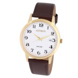 ASTRON 8046-9 férfi karóra, arany színű nemesacél tok, barna színű bőrszíj, fehér számlap, keményített ásványüveg, quartz szerkezet, 50 m (5 ATM) vízállóság